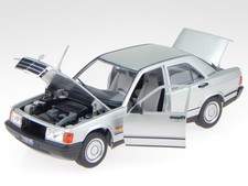 Mercedes W201 190 E 1983 silber Modellauto Leo 1:24