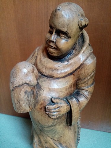 Holzfigur auf sockel mönch - auf,