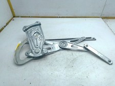 809600018R FRONT RIGHT WINDOW