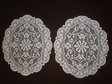 2 Stück * Tischdecke * Tischläufer * weiß * oval * 37 cm x 32 cm