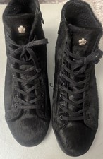 LEATHER CROWN High-Top Sneaker