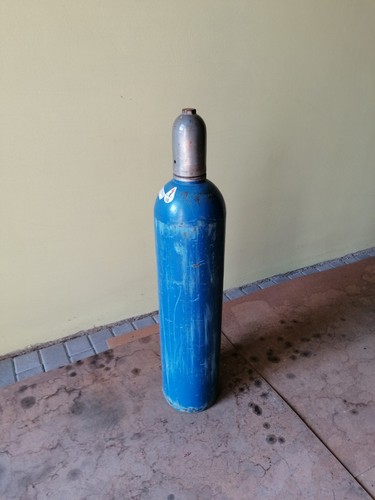 Gasflasche sauerstoff - gasflasche,