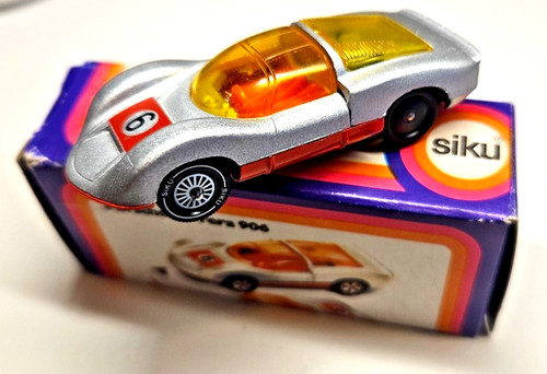 Siku 285 porsche carerra - 285,