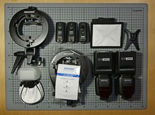 Neewer Aufsteckblitz-Set 2xNW-565 mit Stativhalter fürs Heim-Fotostudio Nikon