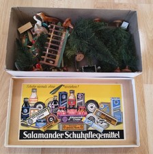 35 Alte Spielzeugfiguren