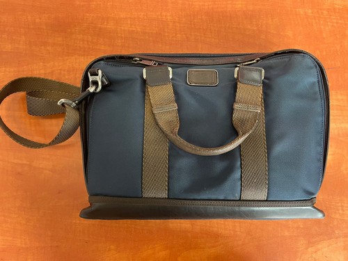 Tumi alpha bravo - bravo, top