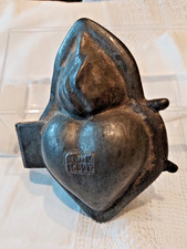 Flammendes Herz,  D.R.G.M. , alte Zinn Eisform Pralinenform Marzipanform