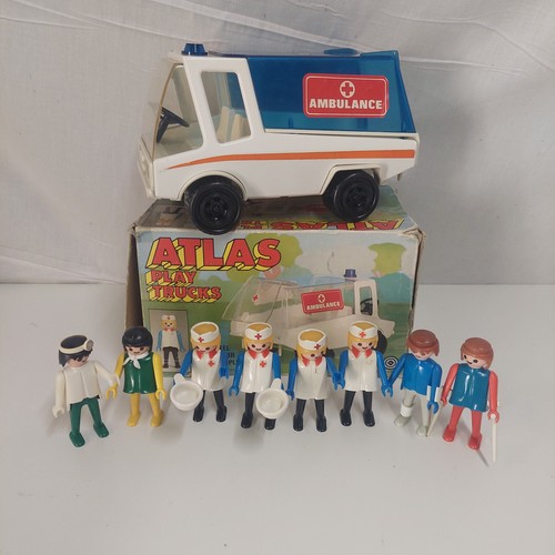 Atlas play trucks krankenwagen - trucks,