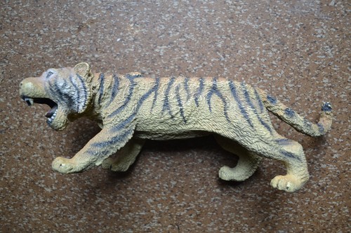 Tierfigur tiger sehr gross - tierfigur,