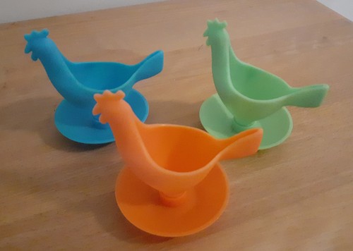 Eierbecher huhn - 3, "huhn"