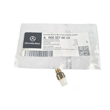 Mercedes-Benz Anschlussstutzen