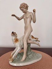 ROYAL DUX + DIANA m. Hund +