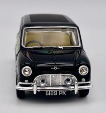 Vanguard VA02532 Morris Mini