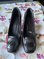 Damenschuhe Pumps, Braun, Leder, Deko-Schnalle, Gr 38 Neuwertig