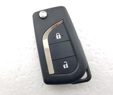 TOYOTA AYGO 2 BUTTON FLIP KEY