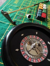 Roulette Komplett Set HOCHWERTIG mit Metall Zahlenrad Kessel + Jetons und Rake
