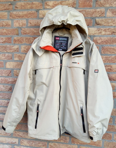 Sportswear first b - st,