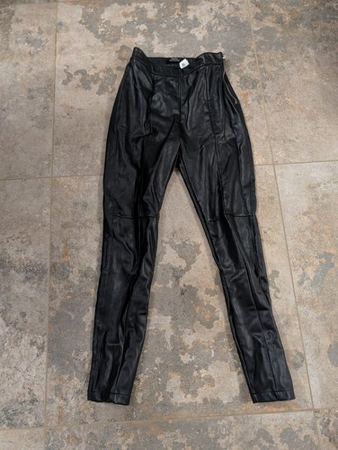 Bershka kunstlederhose schwarz - bershka,
