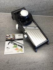 GEFU Gemüsehobel/ Gemüseschneider Laola, verstellbar, Edelstahlklinge