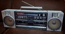 Sharp 700h vintage radio - sharp,