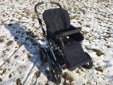 Emmaljunga Kinderwagen Chassi Sport, mit Babyschale und Kindersitz
