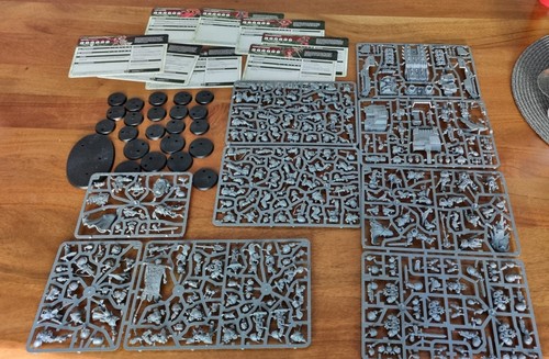 Warhammer 40k armagedon box - warhammer,