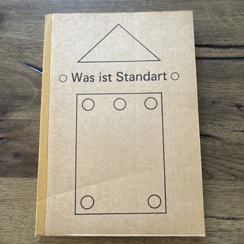 Was ist standart r penck - -,