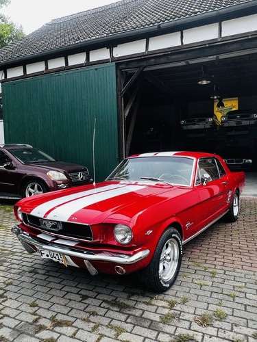 Ford mustang coupe - ford,