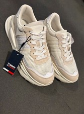 TOMMY HILFIGER SNEAKER GR. 42