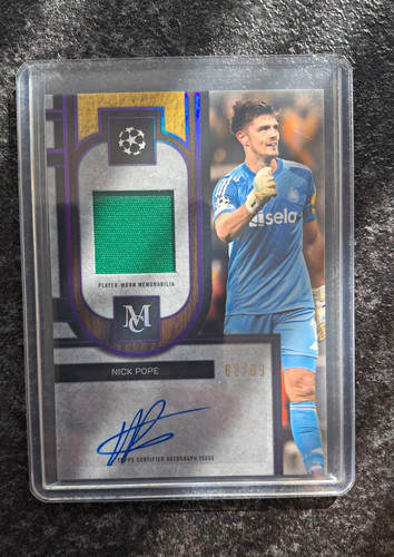 Topps museum 2025 - topps, pope