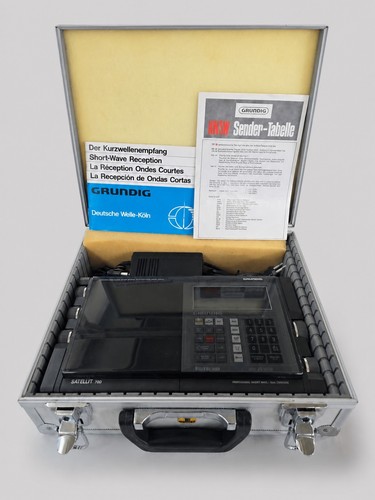 Grundig satellit 700 - 700, world