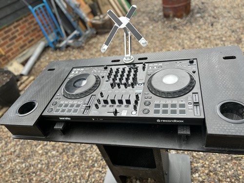 Cosmopod rogue podium dj - dj, podium,
