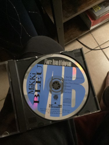 Oop mikki bleu more - than, a