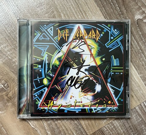 Def leppard signed - leppard, 3/5