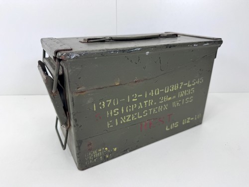 Alte vintage munitionskiste - vintage,