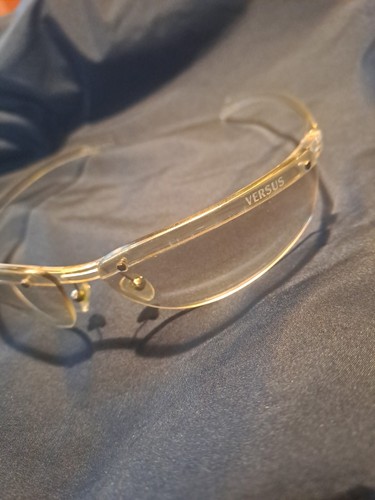 Sonnenbrille versus versace - sonnenbrille,