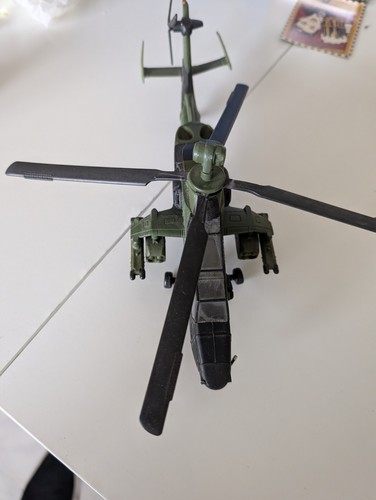 Kampfhubschrauber siku - kampfhubschrauber,