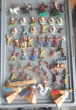 Britains Herald Steckfiguren Indianer Kanu Zelte usw.  54mm 1/32