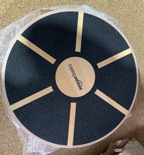 Amazon Basics Balancebrett aus Holz