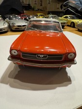 Revell Ford Mustang 1:18 Modellauto