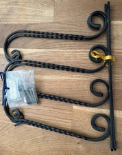 Schmiedeeisernes Regal Wand Bügel Kleidung Handarbeit schwarz Vintage Dekoration