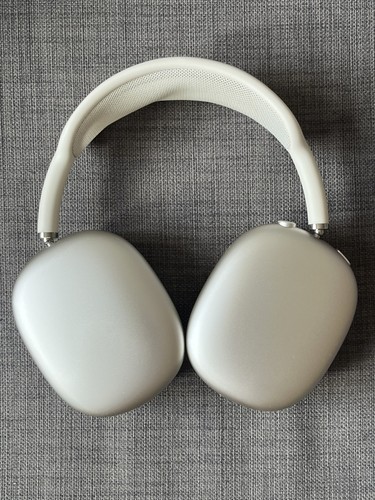 Airpods max over - max, over-ear