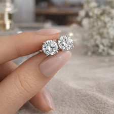 Zertifizierte Moissanit