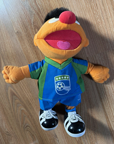 Sesamstraße ernie fußball - sesamstraße,