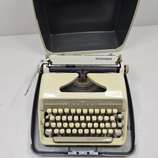 Adler Junior-E Schreibmaschine