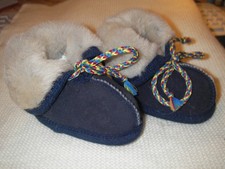 Lammfellschuhe für Babys