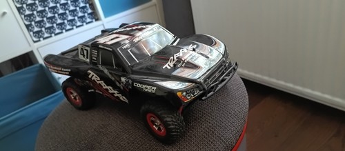 Traxxas slash 4x4 - traxxas,