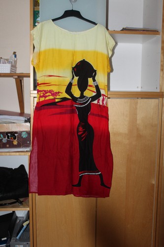 Unikat kleid aus - aus, kenia