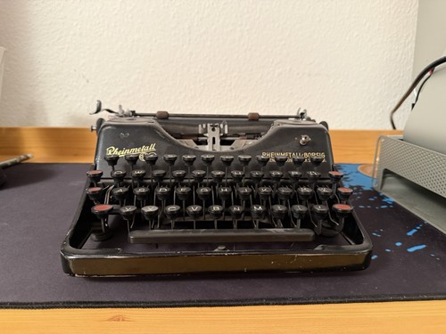 Alte schreibmaschine - alte,