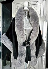 Neu Cape / Stola / Poncho